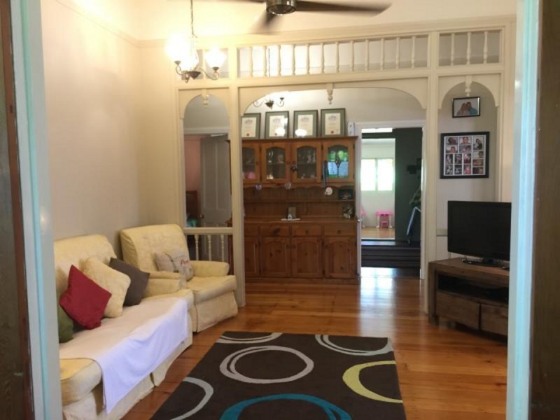 280 East Street, Depot Hill QLD 4700